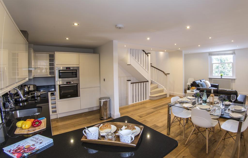 Finchley Central Luxury 3 Bed Triplex Loft Style Apartment Hendon Exterior foto
